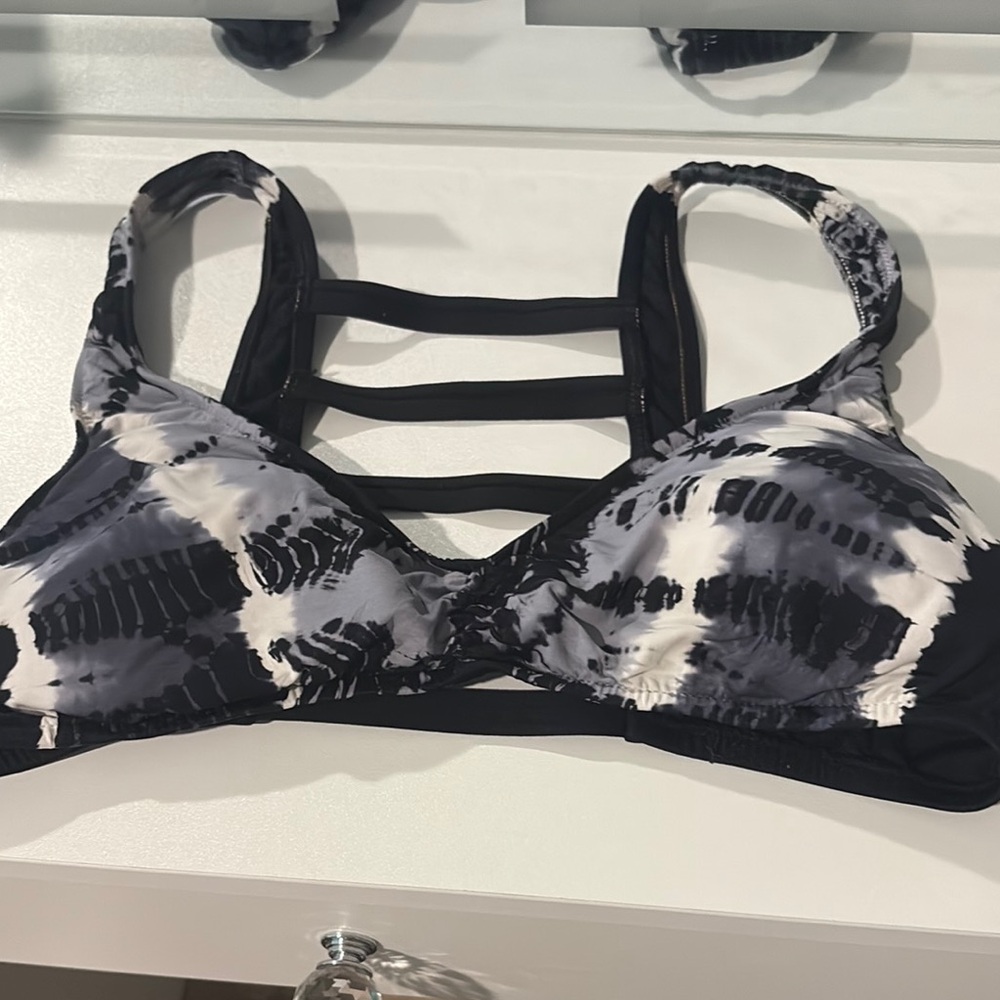 Stylish Black and White Women's Bralette